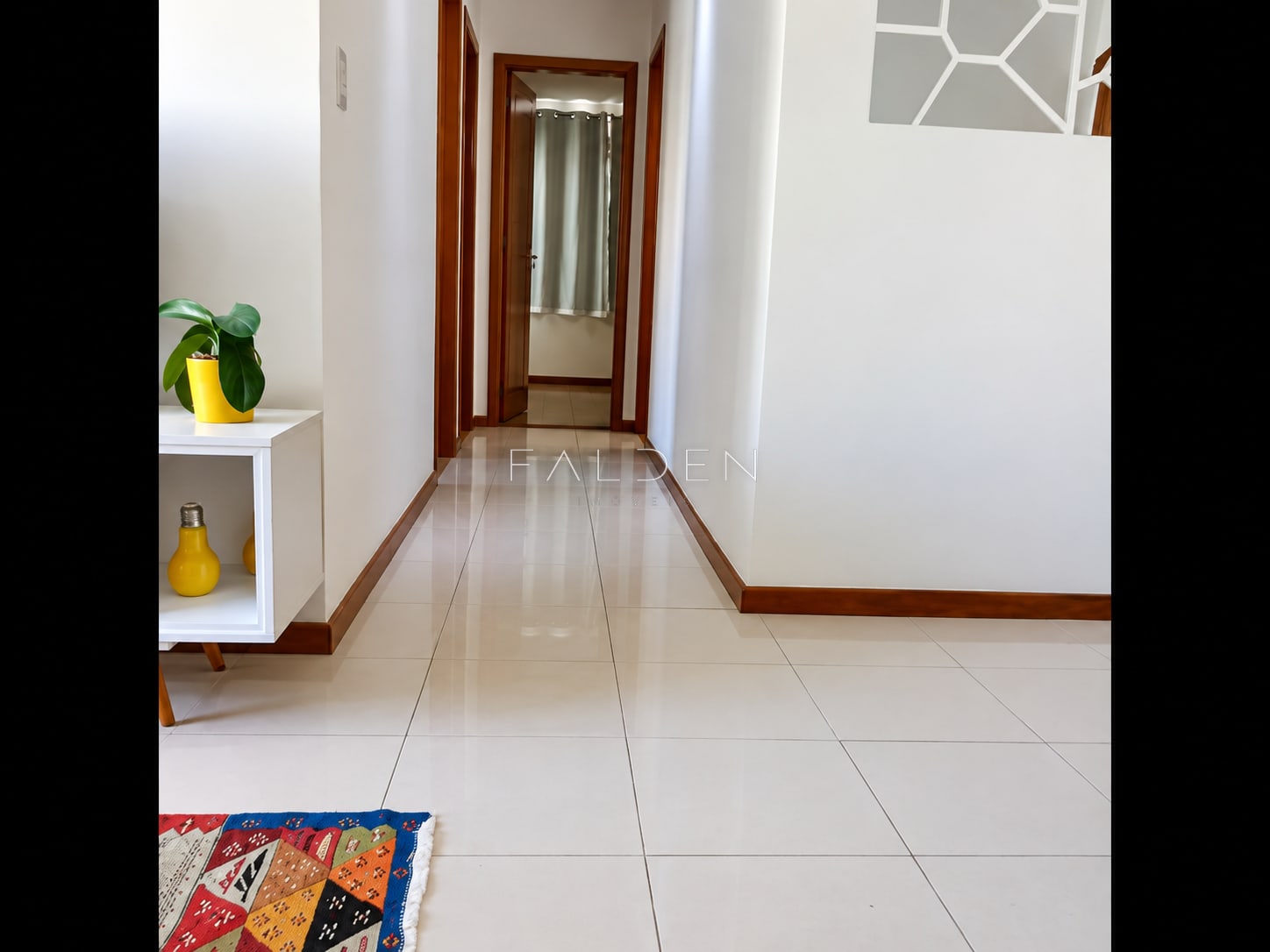 Apartamento à venda no Loteamento Aquarius: 90 m², 3 quartos, suíte e varanda