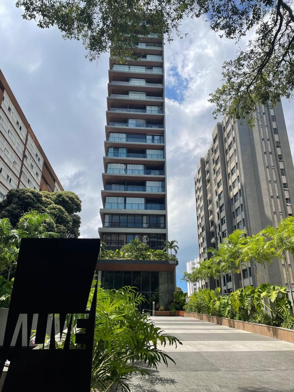 Alieve — Studio Exclusivo no Corredor da Vitória